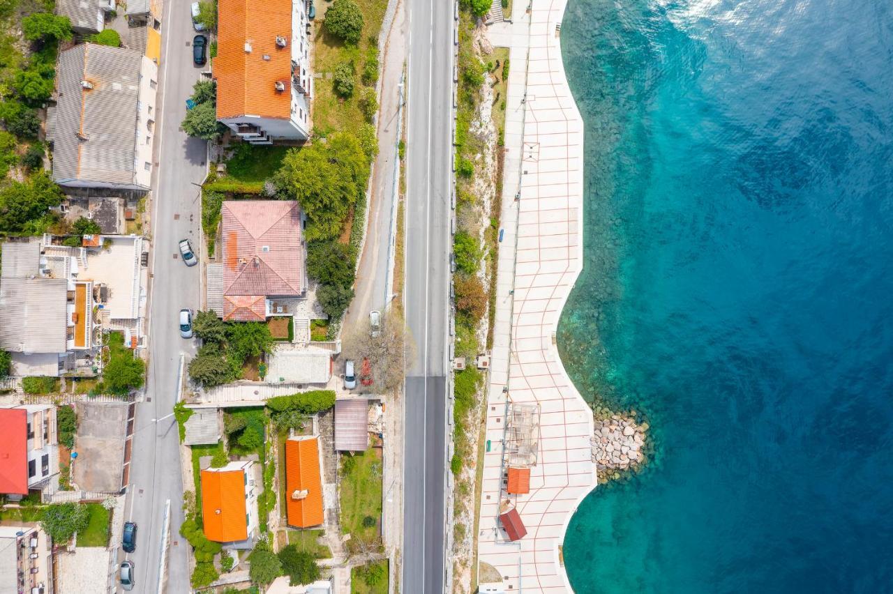 Apartments By The Beach Adela Senj Senj  Dış mekan fotoğraf