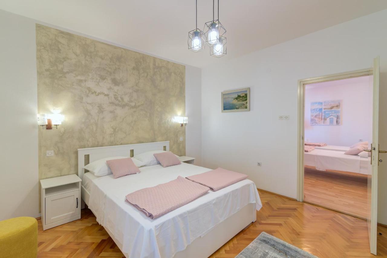 Apartments By The Beach Adela Senj Senj  Dış mekan fotoğraf